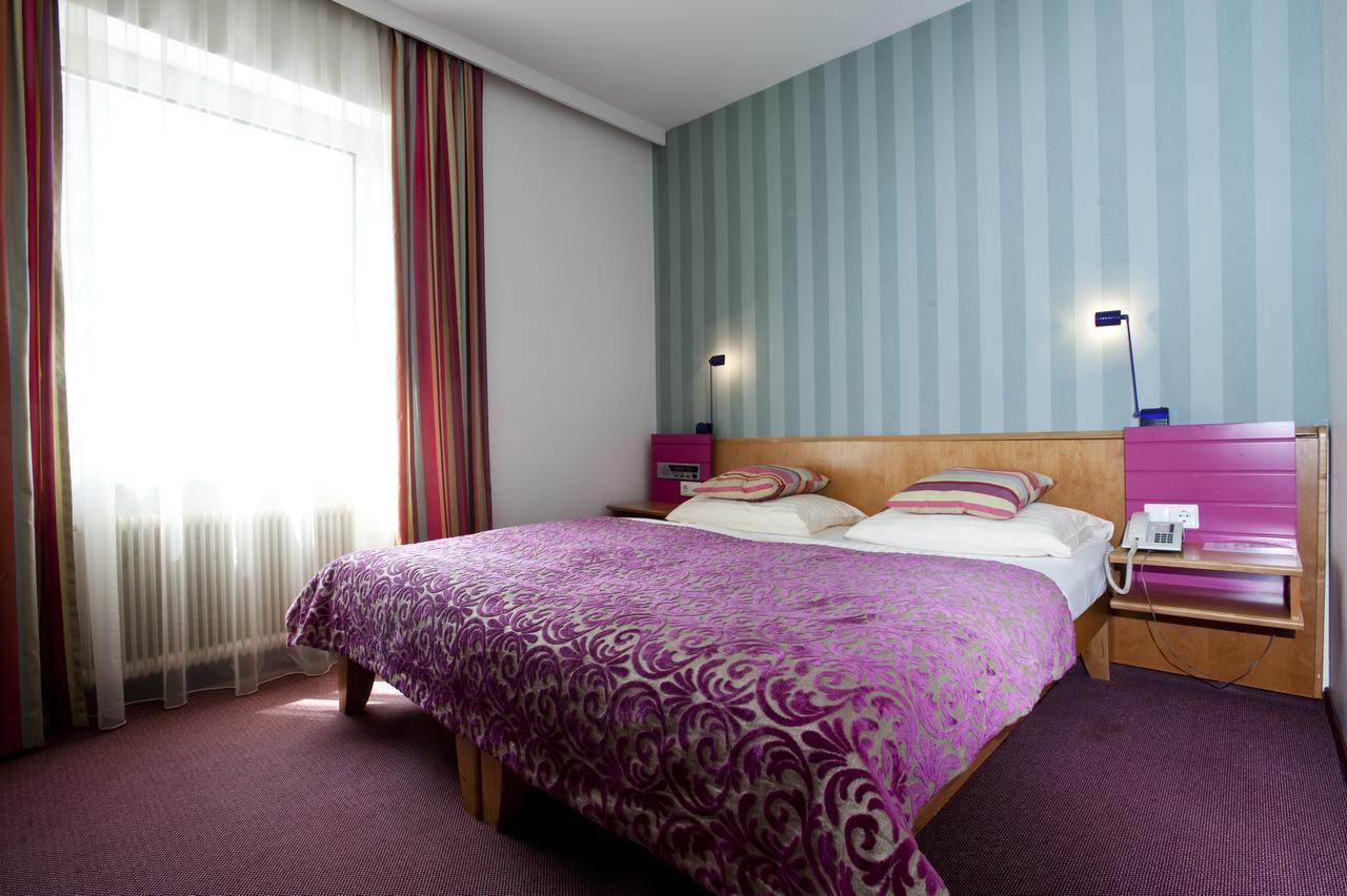 Hotel Geyer Клагенфурте Экстерьер фото