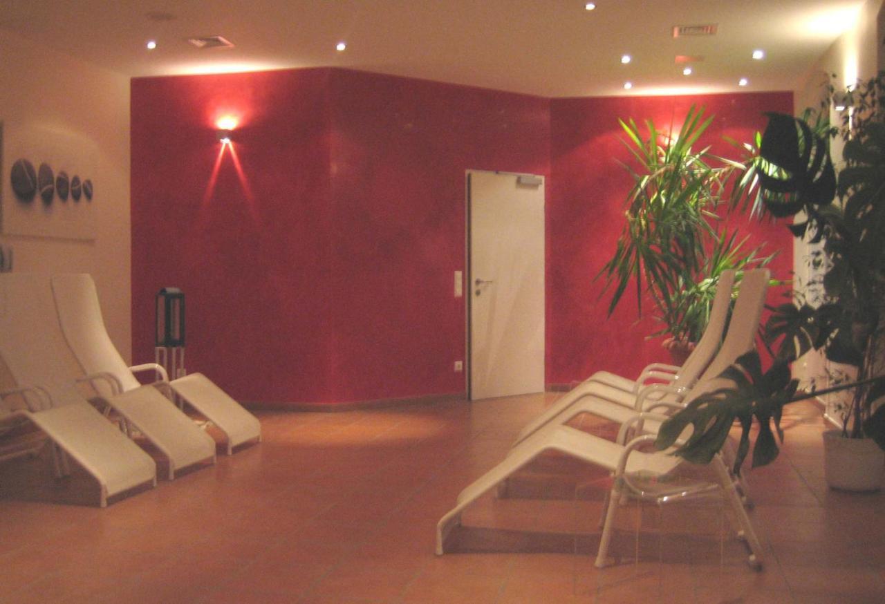 Hotel Geyer Клагенфурте Экстерьер фото